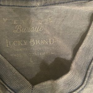 Lucky Brand V neck tshirt